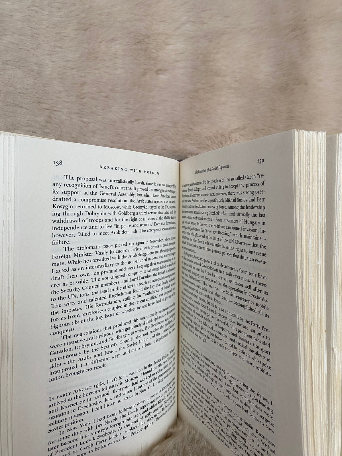 1985: Breaking with Moscow, by Arkady N. Shevchenko
