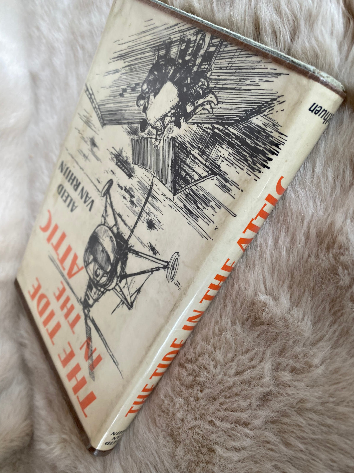 1965: The Tide in The Attic, by Aleid Van Rhijn