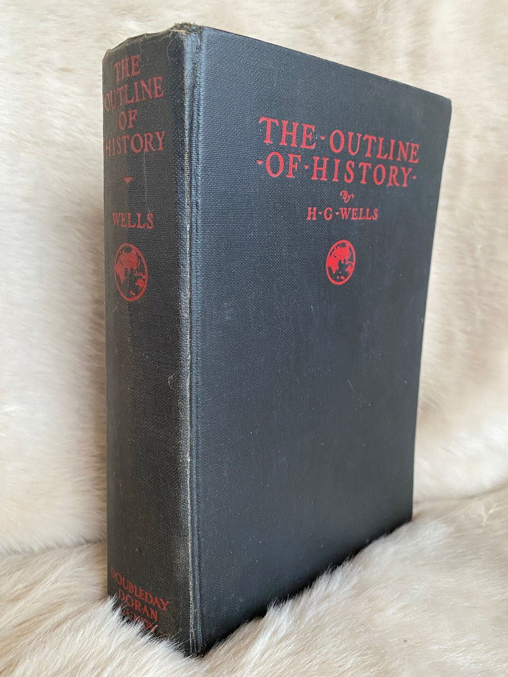 1929: The Outline of History: Being a Plain History of Life and Mankind, by H. G. Wells