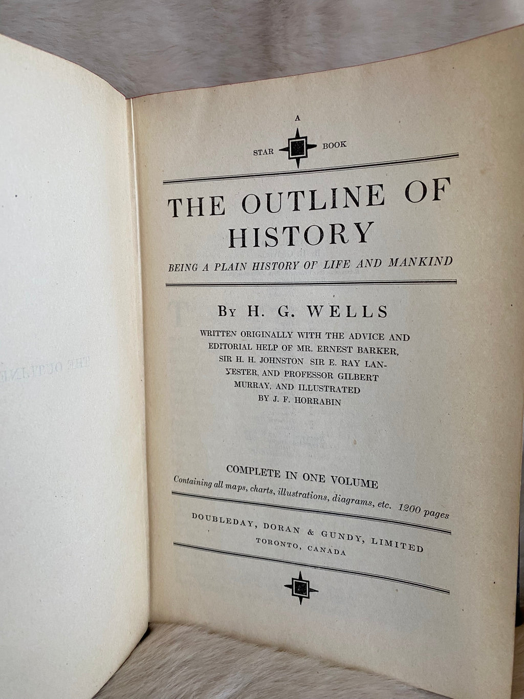 1929: The Outline of History: Being a Plain History of Life and Mankind, by H. G. Wells