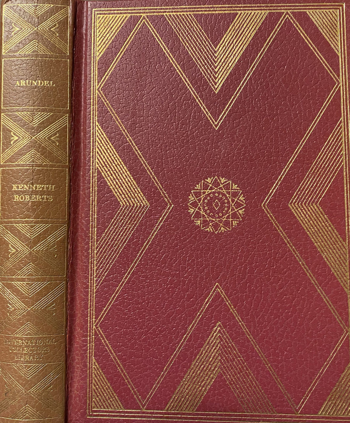 1969: Arundel, by Kenneth Roberts, International Collectors Library