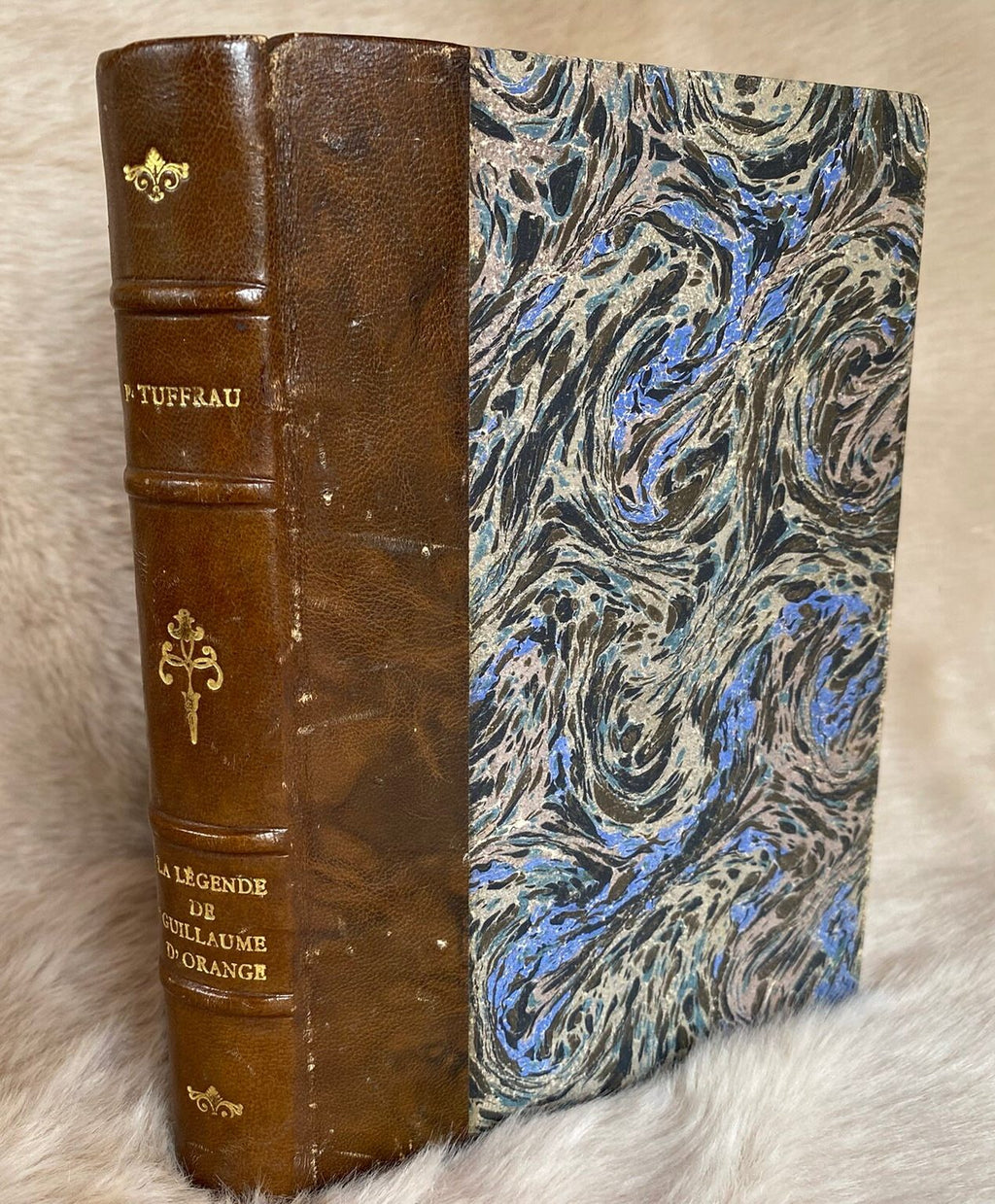 1920: La Legende de Guillaume D'Orange, by P. Tuffrau, published by L'Edition D'Art