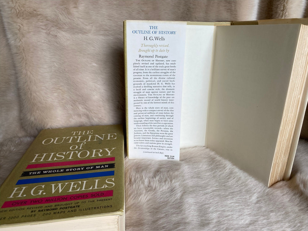 1961 set of 2: The Outline of History The Whole Story of Man, H.G. Wells, 200 maps and illustrations
